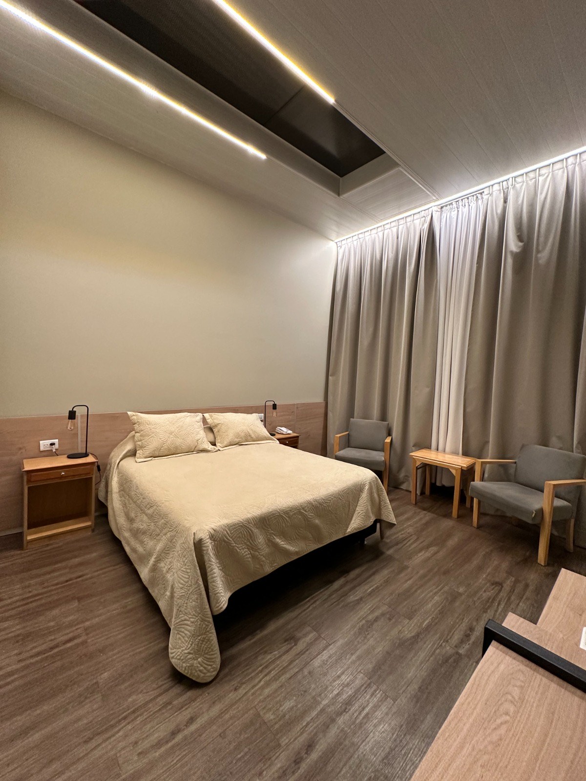 Alojamiento Premium con vista al mar del Grand Hotel Santa Teresita, sector con cama matrimonial (foto 7)